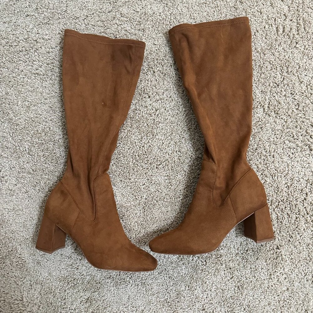 Mid-Calf Suede Boots